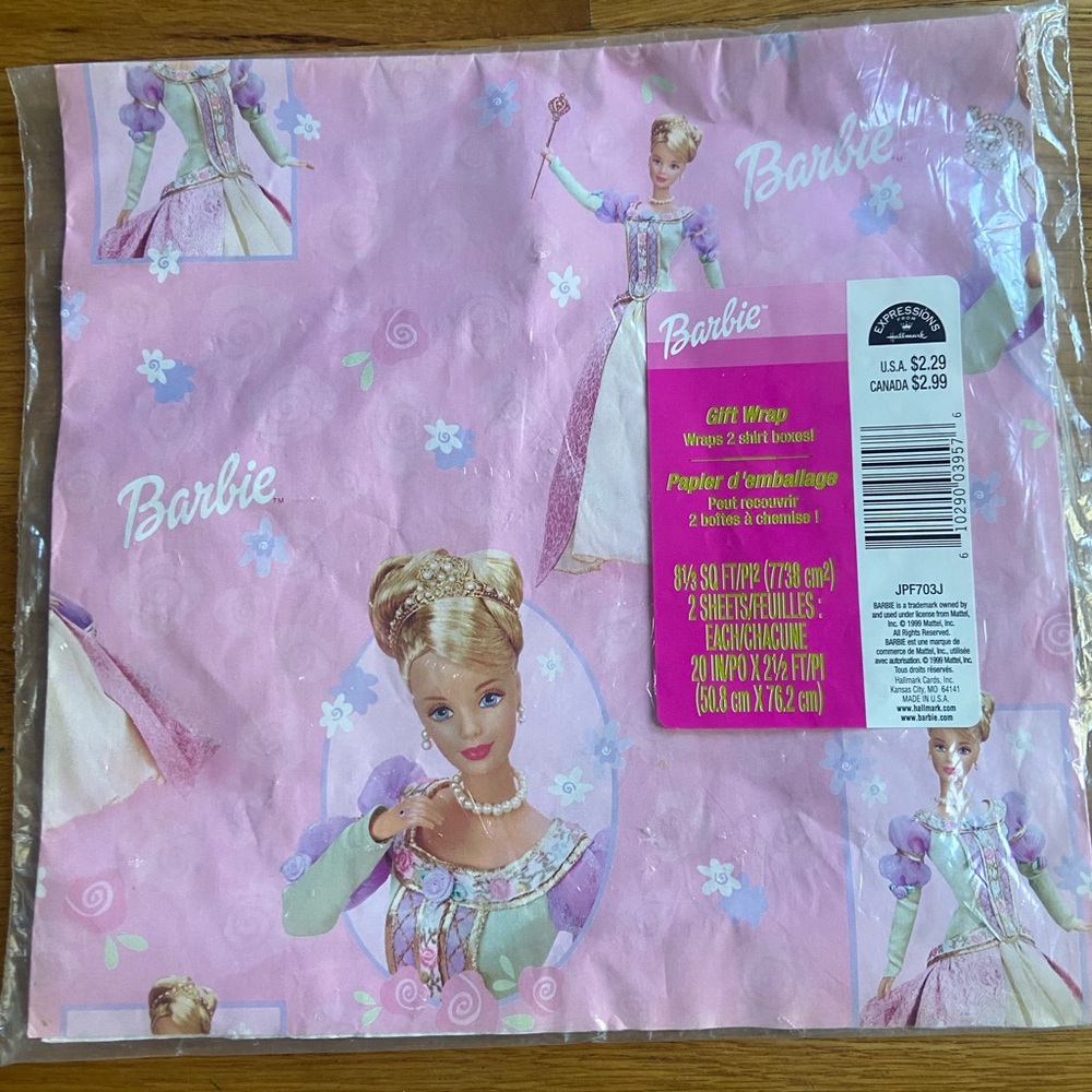 Vintage Barbie Pink  Gift Wrap 1999 NWT